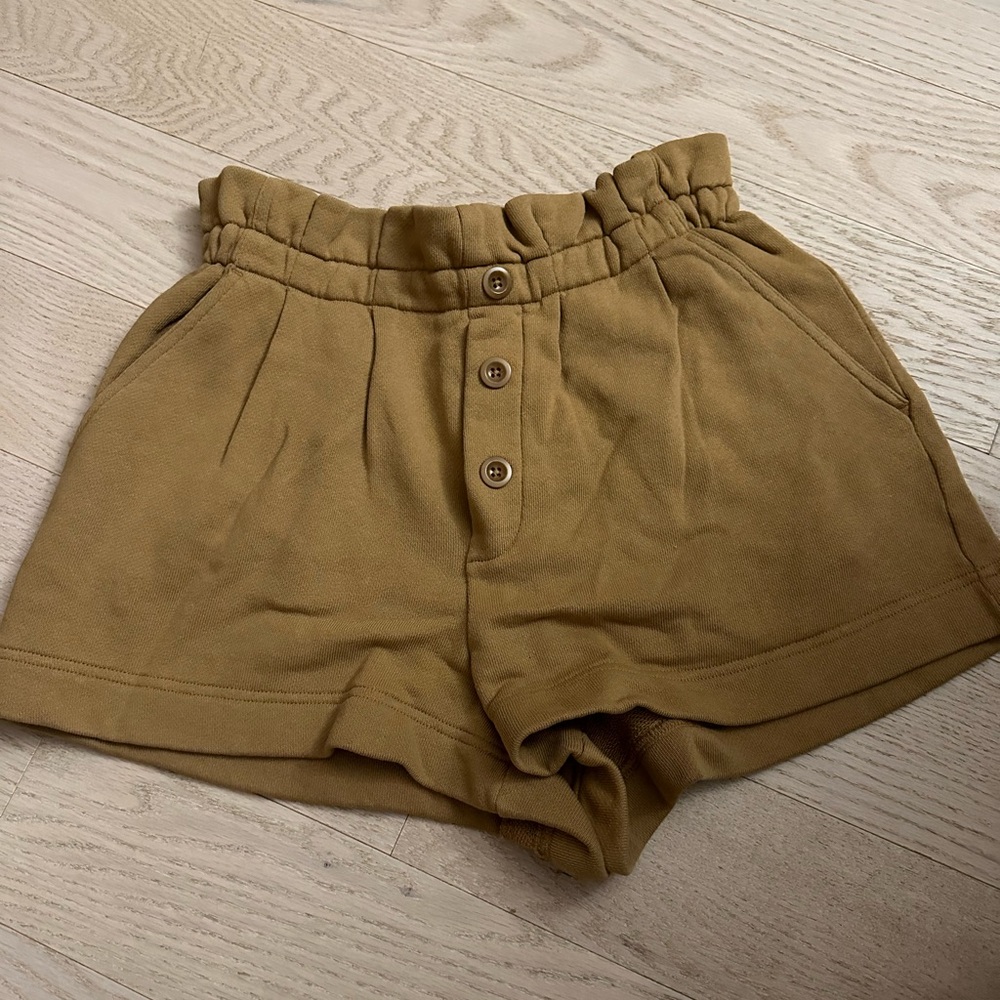 NWOT Tan Something Navy Sweat Shorts (from set)